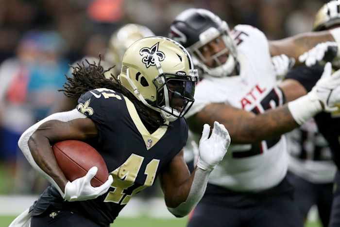 Nov 7, 2021; New Orleans Saints running back Alvin Kamara (41) runs against the Atlanta Falcons. Mandatory Credit: Chuck Cook-USA TODAY Sports